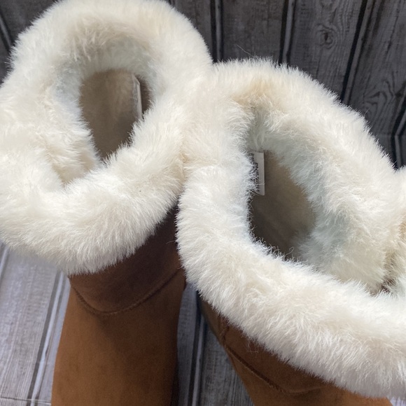 SO Chestnut Faux Fur Women's Boots Size 9.5 - Picture 6 of 11